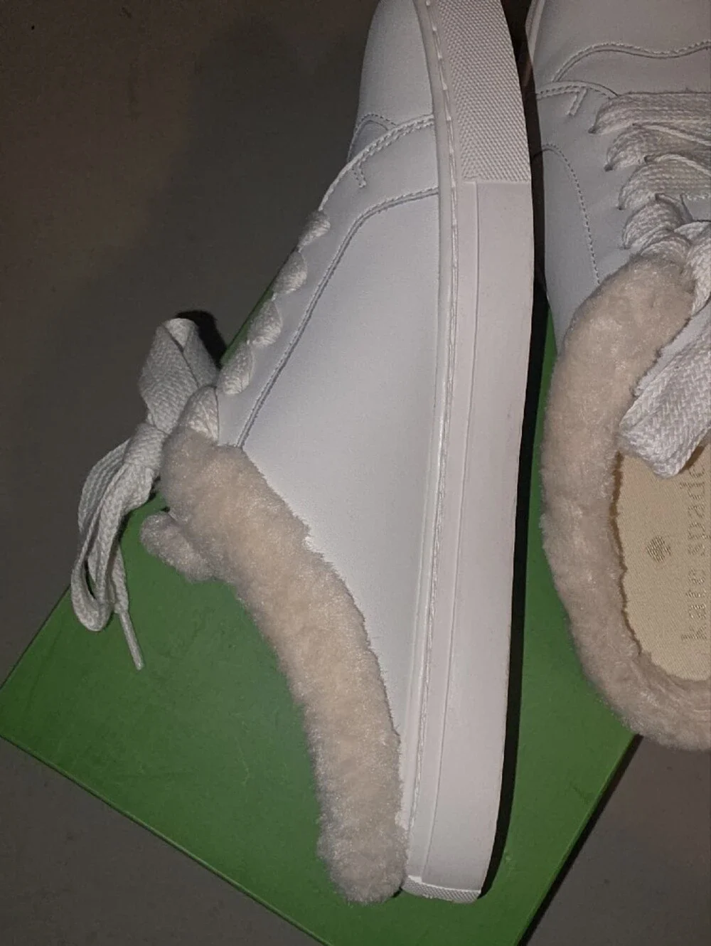 Kate Spade White Leather Sneakers with Tan Heart Detail